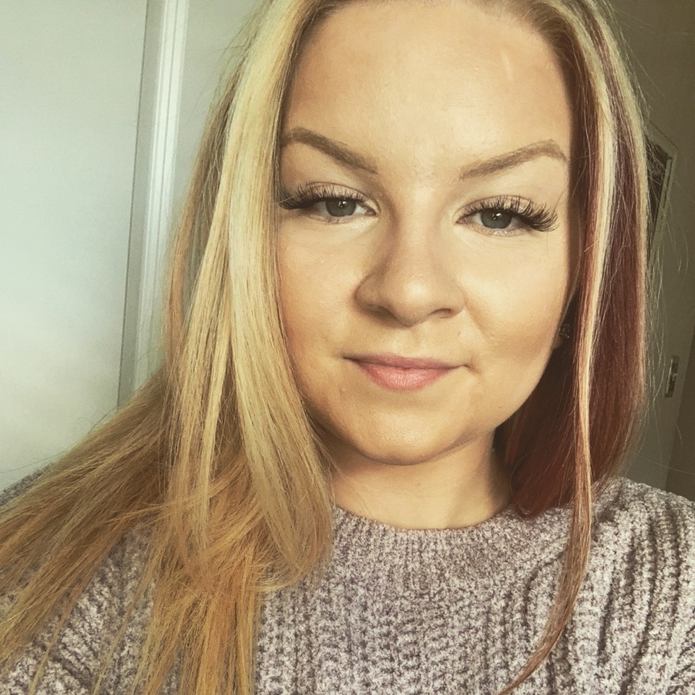 Meet your Posher, Ashley